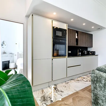 Apartmán Les Lucioles 7- Luxury 2 - Bedroom Cannes
