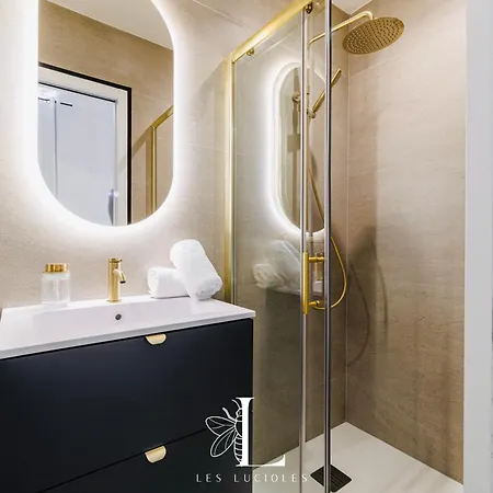 Les Lucioles 7- Luxury 2 - Bedroom Apartmán