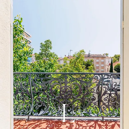 Les Lucioles 7- Luxury 2 - Bedroom Apartmán