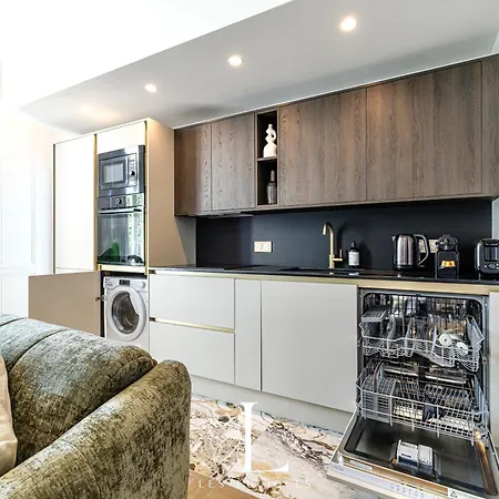 Les Lucioles 7- Luxury 2 - Bedroom *